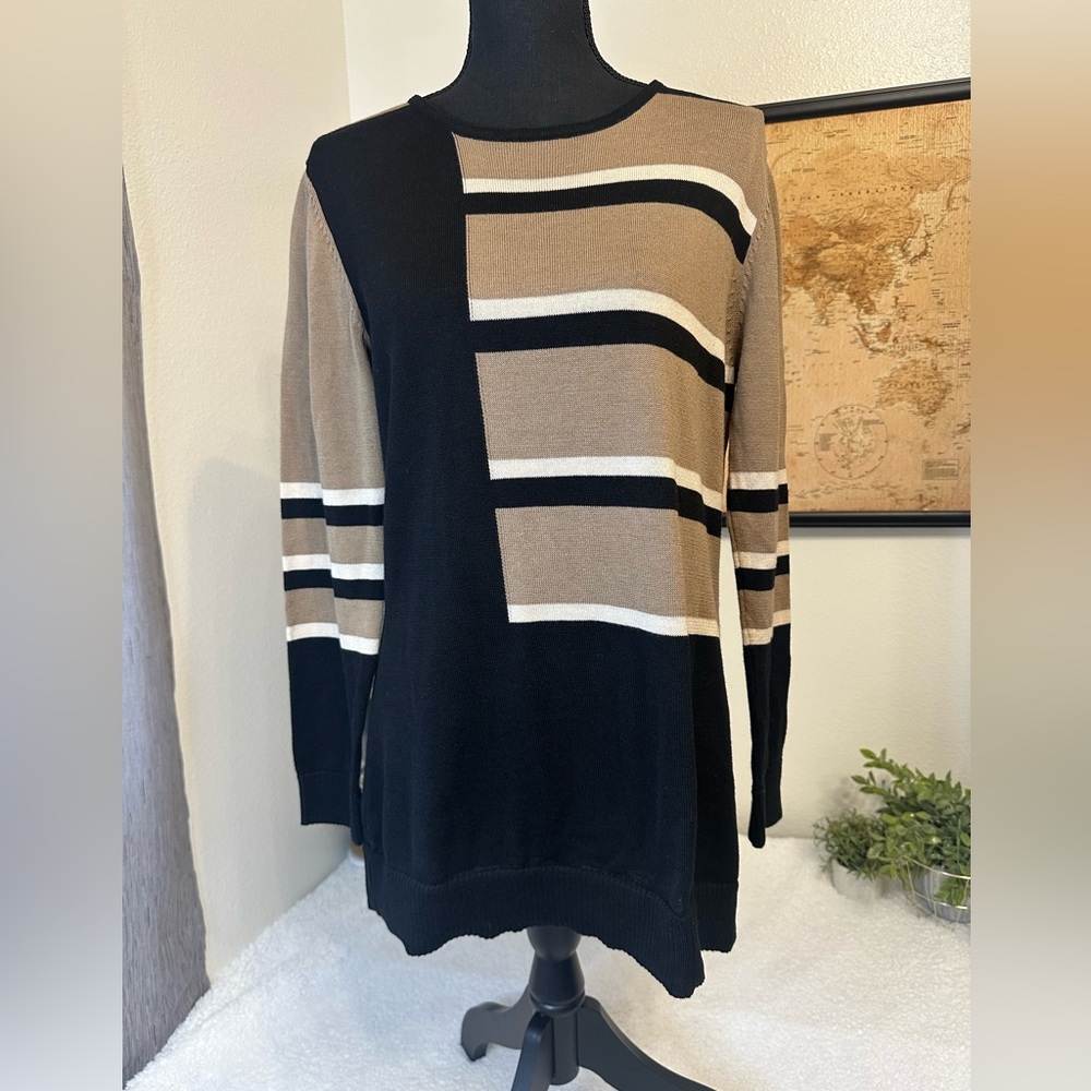 N Touch lightweight tunic sweater